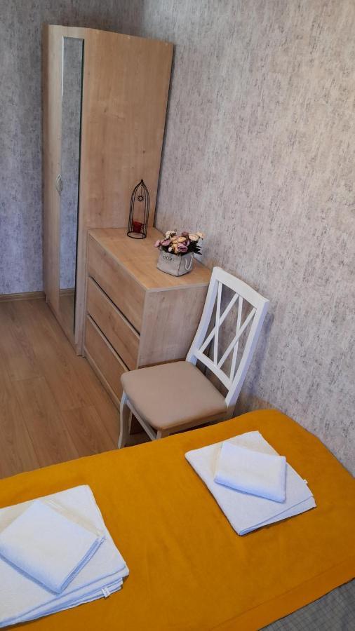 Yellow Apartment Tbilisi Exterior foto