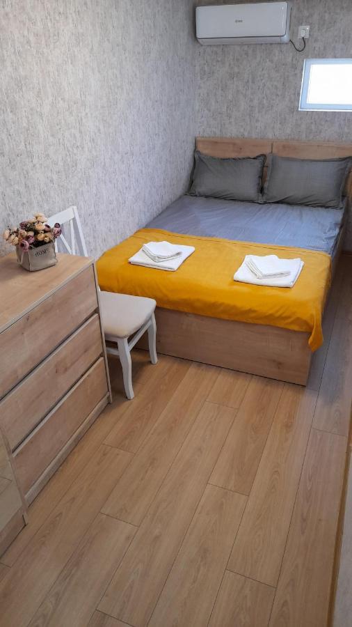 Yellow Apartment Tbilisi Exterior foto