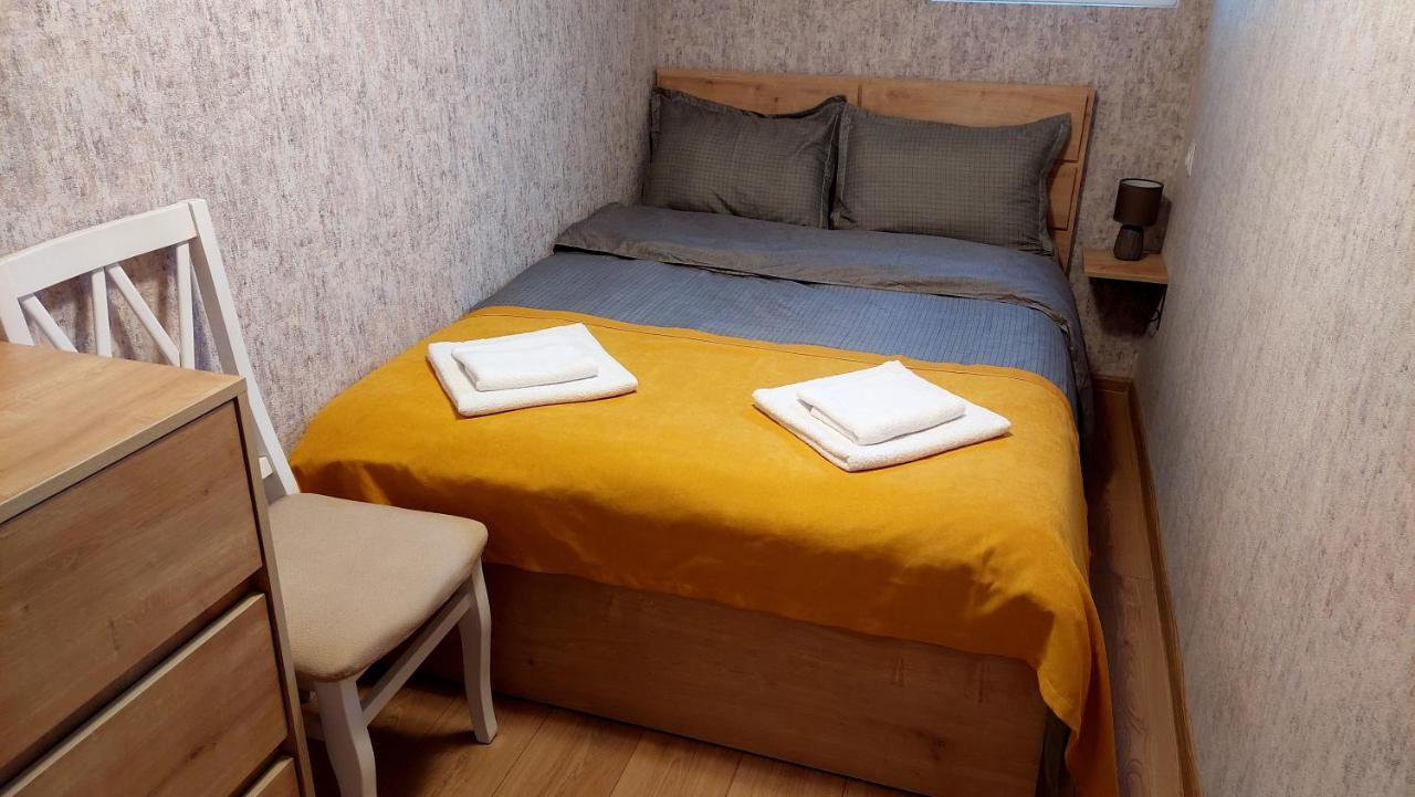 Yellow Apartment Tbilisi Exterior foto